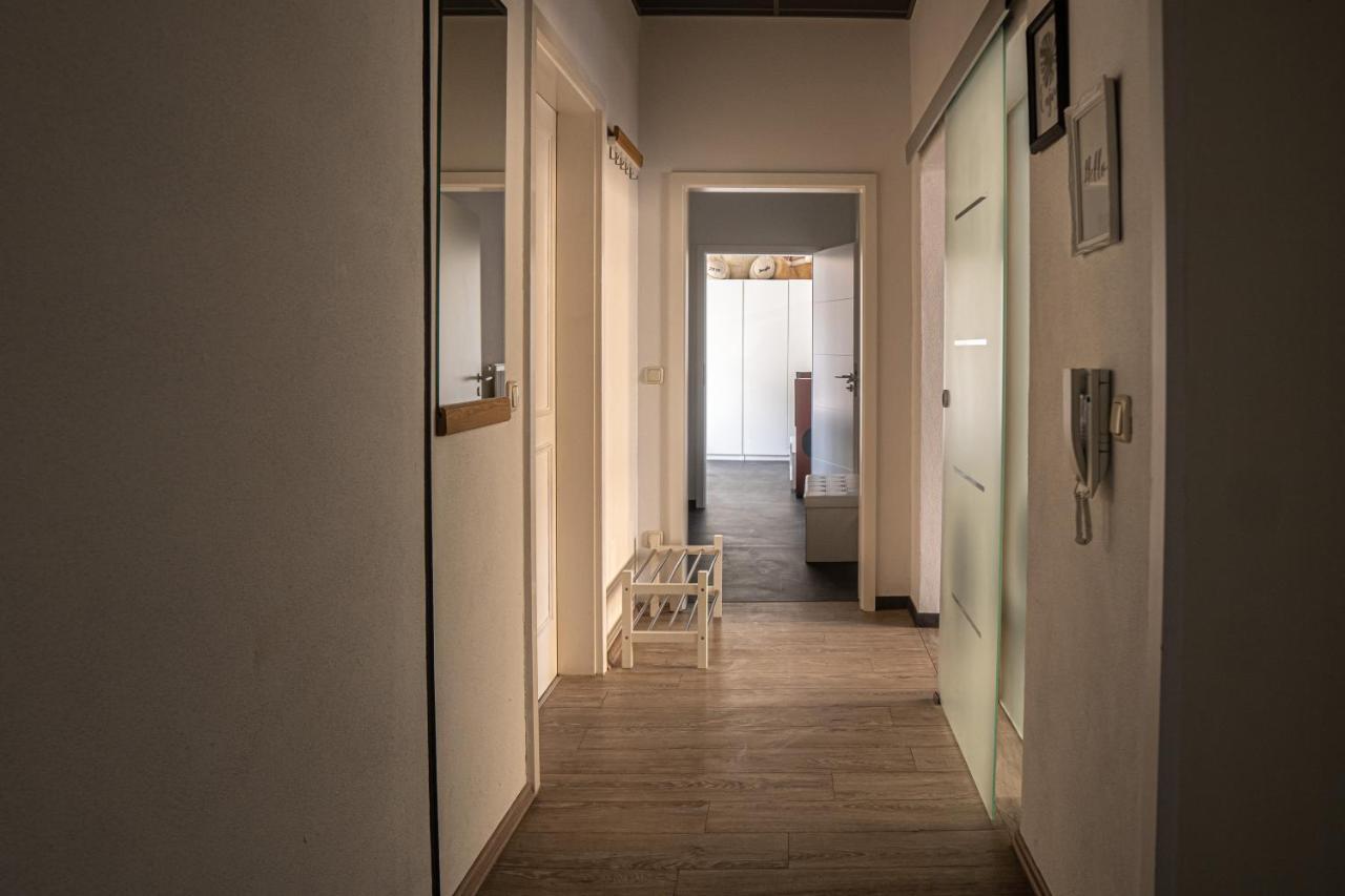 Exklusive Ferienwohnung Im Zentrum Von Plauen Buitenkant foto