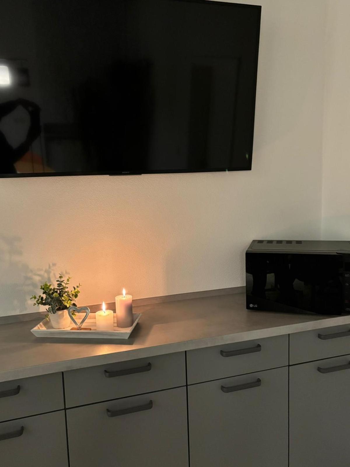 Exklusive Ferienwohnung Im Zentrum Von Plauen Buitenkant foto