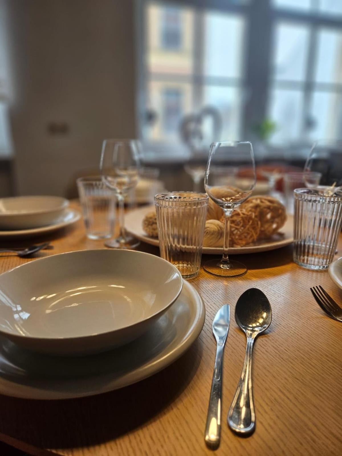 Exklusive Ferienwohnung Im Zentrum Von Plauen Buitenkant foto